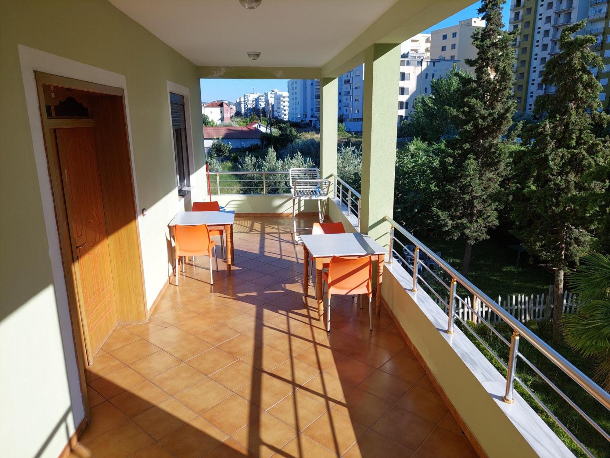 Greenvilla Park Durres Bilik gambar